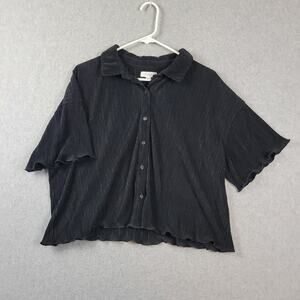 Colsie Black Ribbed SS Cropped Button Up Shirt Women's Large